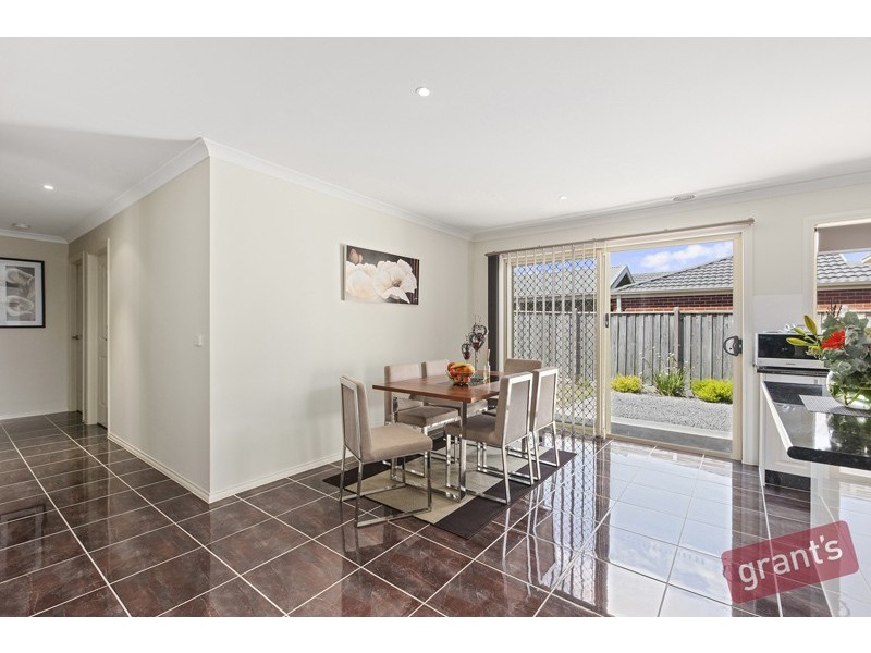 23 Irving Road, Pakenham VIC 3810