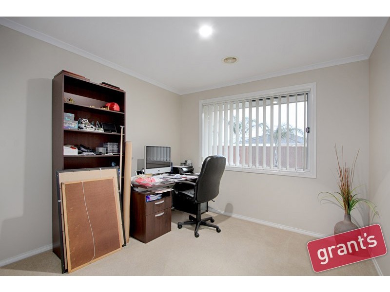 5 Sheoak Court, Pakenham VIC 3810