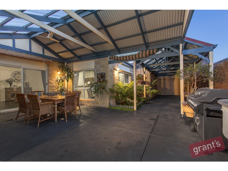 30 Loxley Boulevard, Narre Warren South VIC 3805