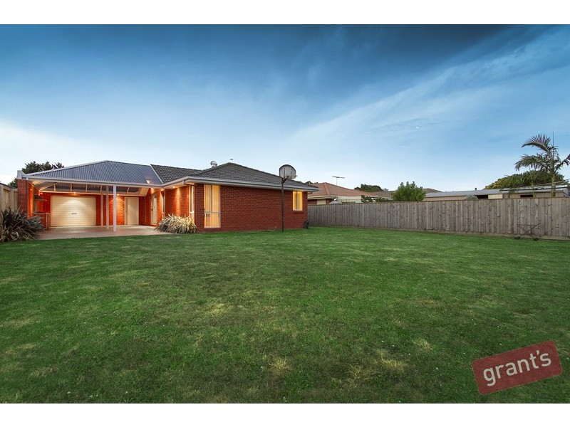 10 Murdoch Avenue, Narre Warren VIC 3805