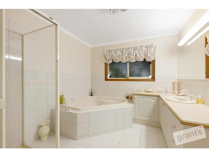 80 Snell Road, Nar Nar Goon North VIC 3812