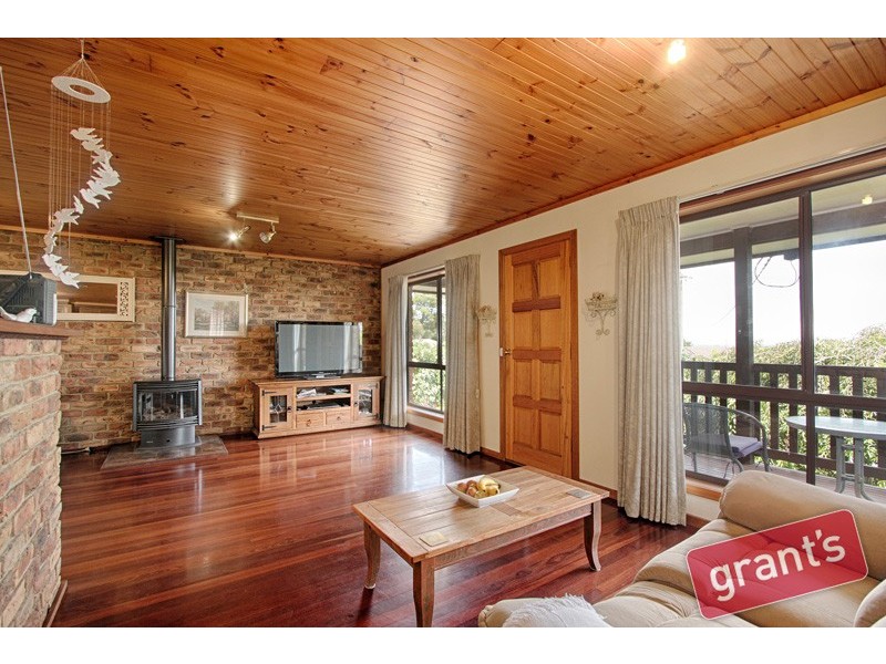 12 Mansell Court, Garfield VIC 3814