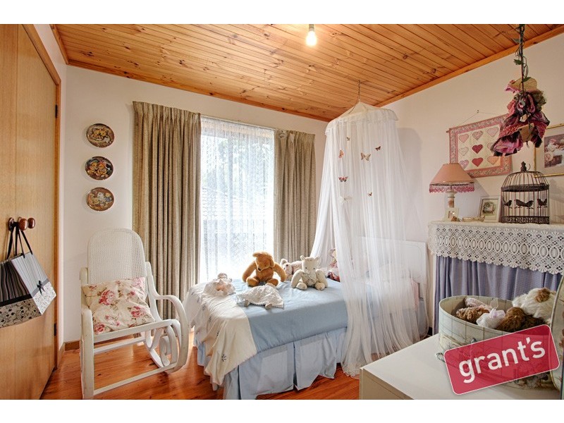 12 Mansell Court, Garfield VIC 3814