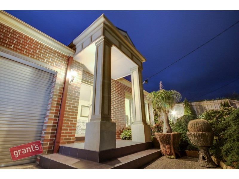 95 Eagle Drive, Pakenham VIC 3810