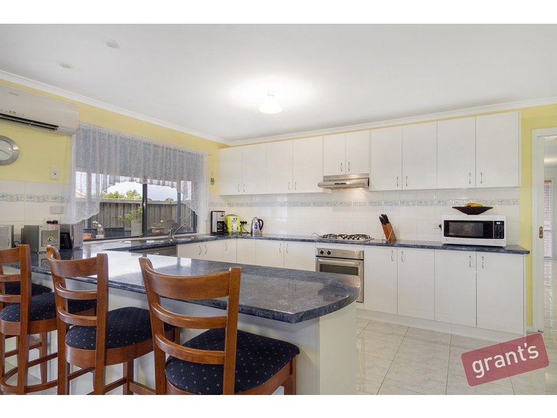 10 Shearers Court, Pakenham VIC 3810