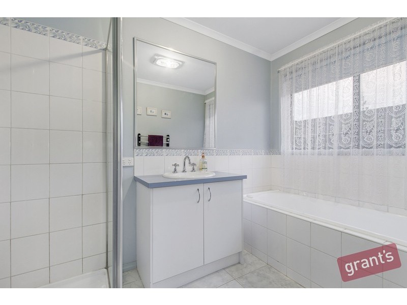 10 Shearers Court, Pakenham VIC 3810