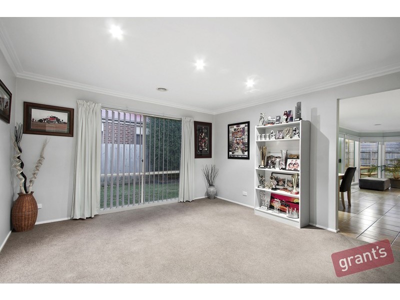 14 Michelle Drive, Berwick VIC 3806