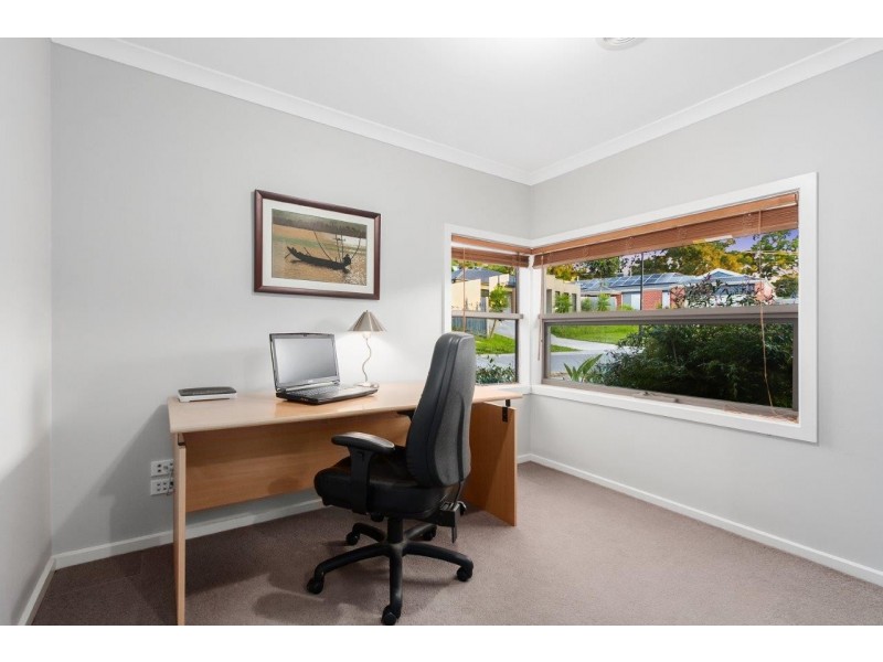 9 Penarie Place, Pakenham VIC 3810
