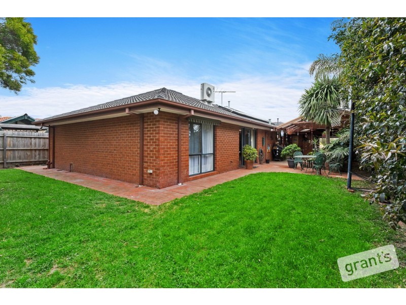 17 Cyprus Place, Pakenham VIC 3810