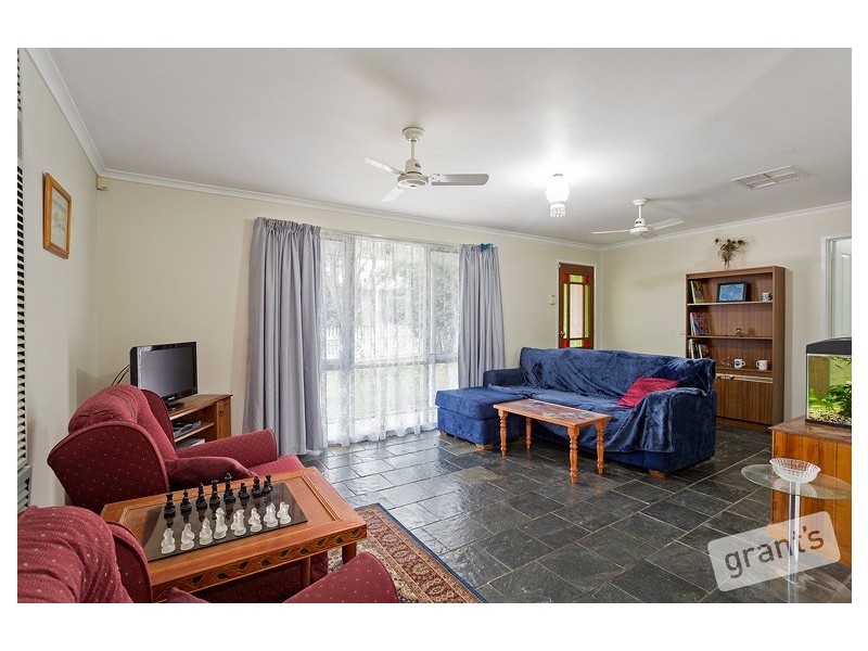 45 Meeking Drive, Pakenham VIC 3810