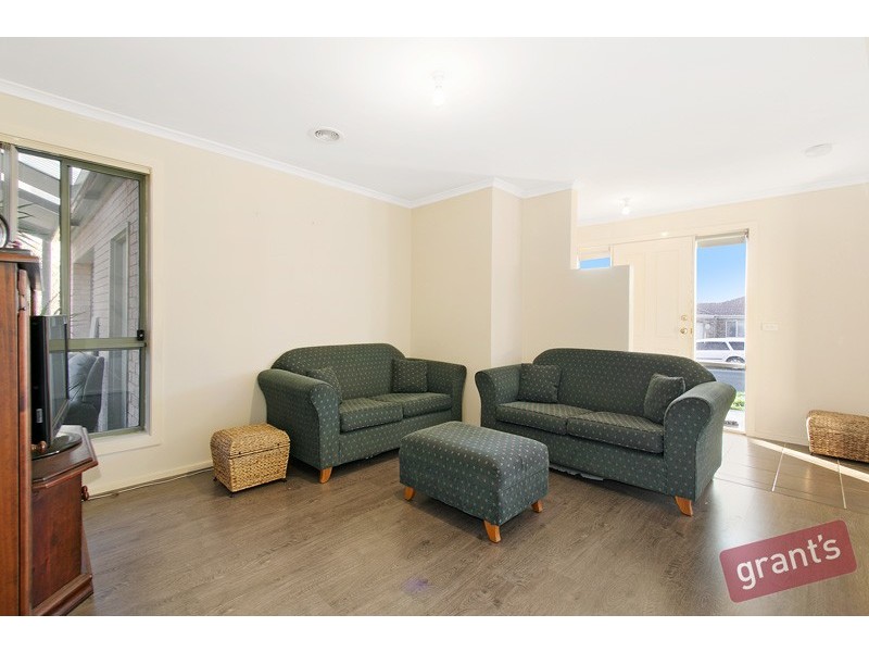 13 Palais Close, Narre Warren South VIC 3805