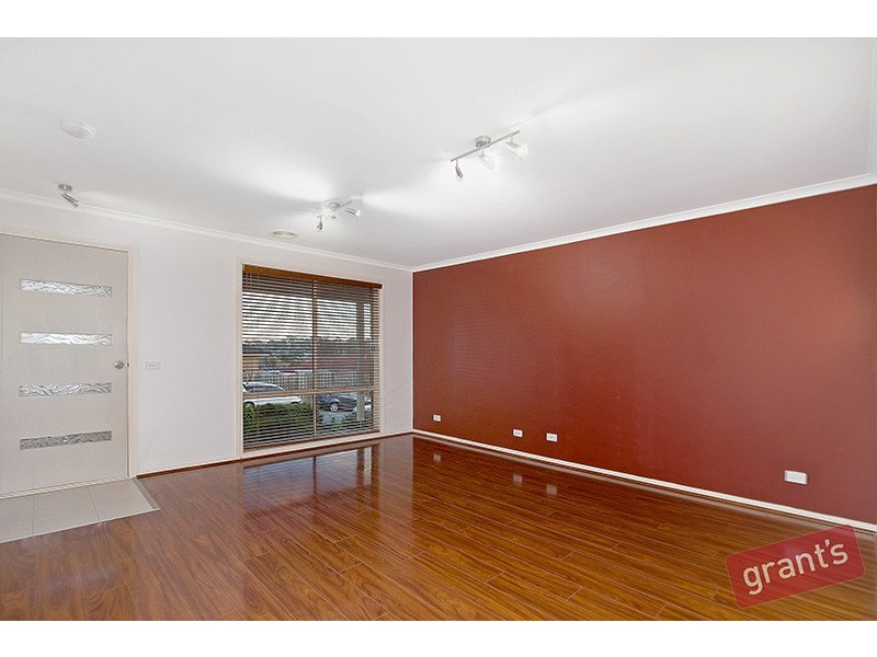 27 Swamp Gum Close, Pakenham VIC 3810