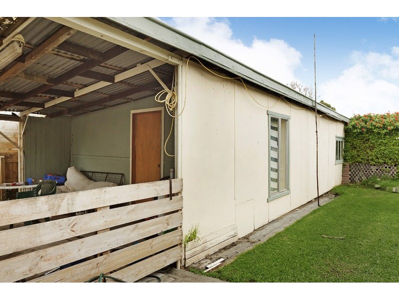 11 Campbell Street, Garfield VIC 3814