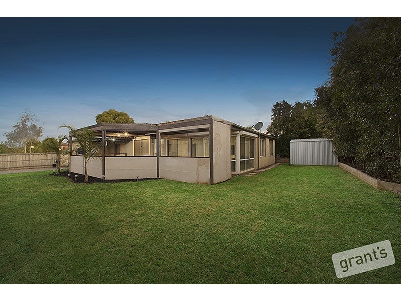10 Lomandra Court, Narre Warren South VIC 3805