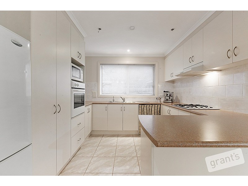 25 Park Boulevard, Pakenham VIC 3810