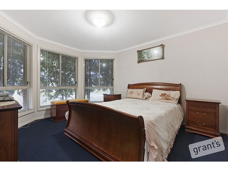 25 Park Boulevard, Pakenham VIC 3810