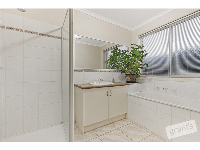 25 Park Boulevard, Pakenham VIC 3810