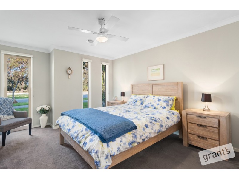 22 Bentley Court, Pakenham VIC 3810