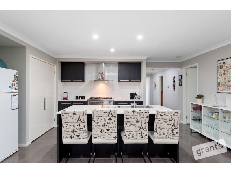 22 Bentley Court, Pakenham VIC 3810