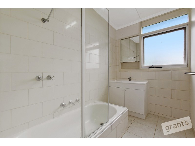 13 Lurline Street, Cranbourne VIC 3977