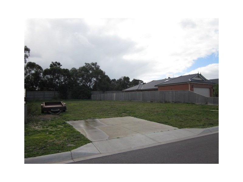 20 Cassowary Avenue, Pakenham VIC 3810