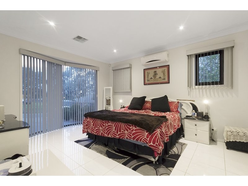 33-34 Rockman Court, Narre Warren North VIC 3804