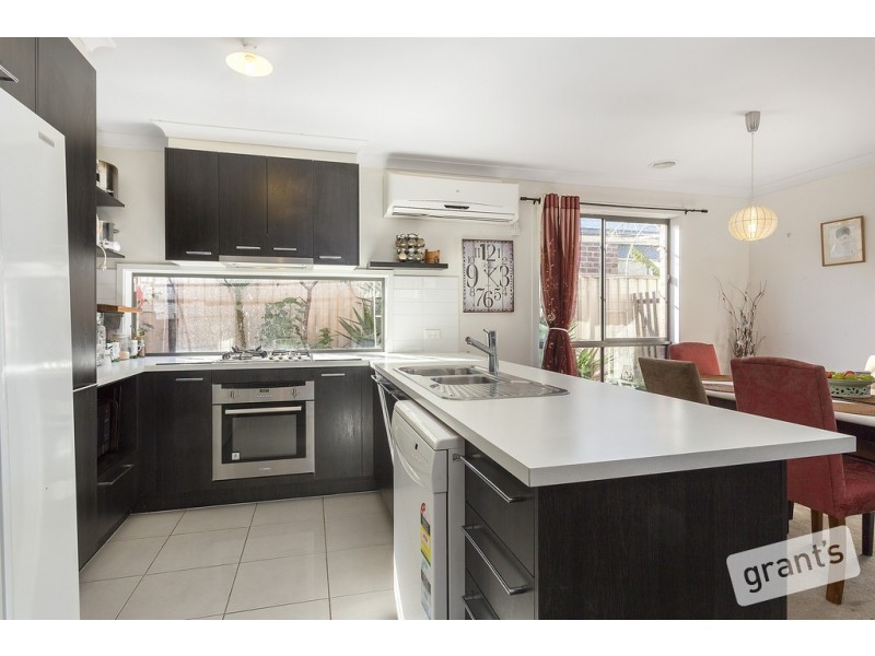 20 Farmdale Road, Pakenham VIC 3810