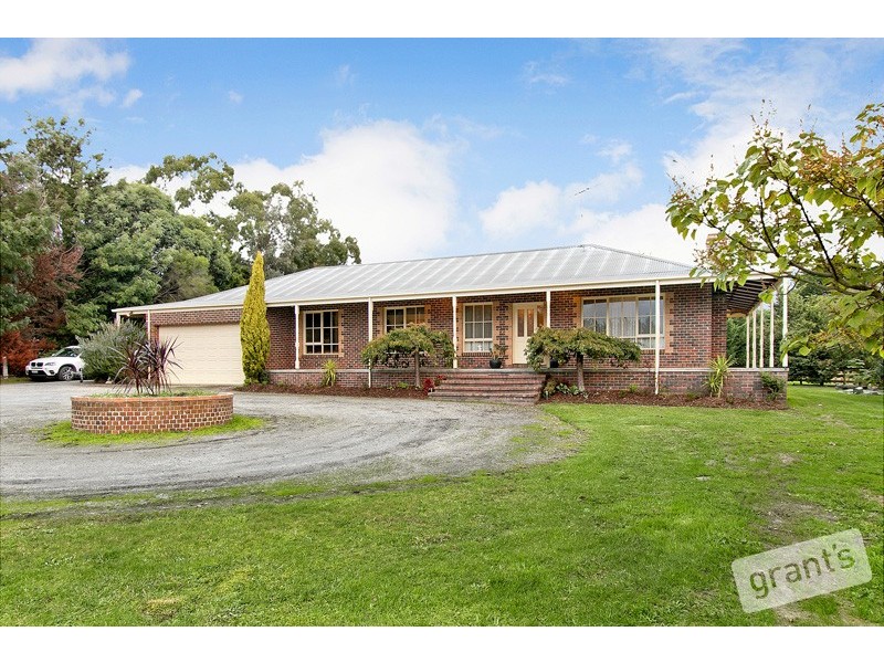 5 Morris Way, Bunyip VIC 3815