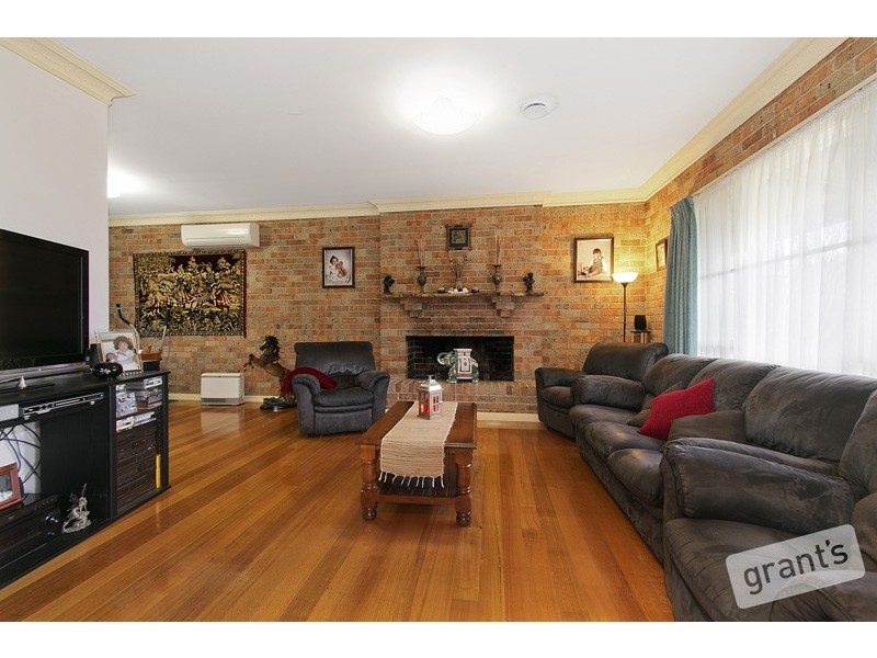 5 Morris Way, Bunyip VIC 3815