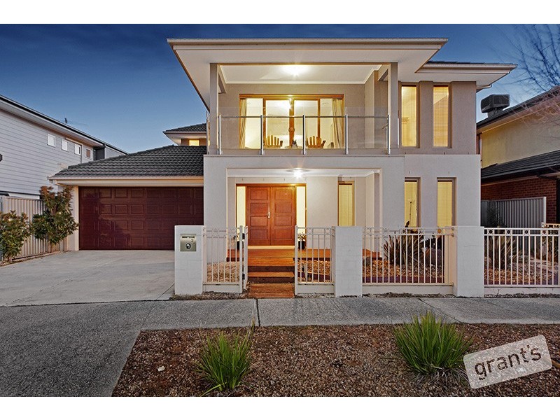 25 Cormorant Parade, Pakenham VIC 3810