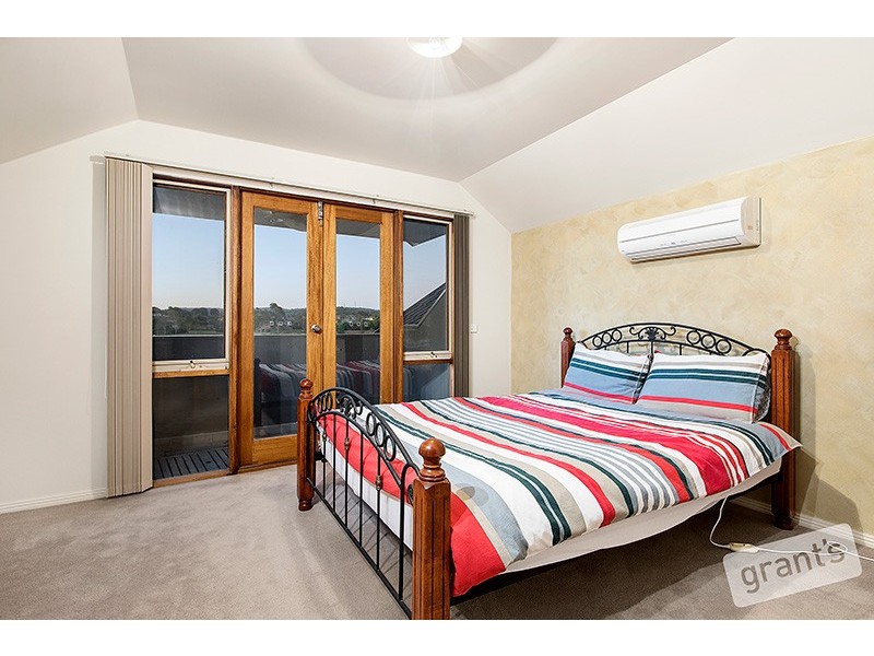 3 Cormorant Parade, Pakenham VIC 3810