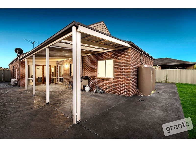 3 Cormorant Parade, Pakenham VIC 3810