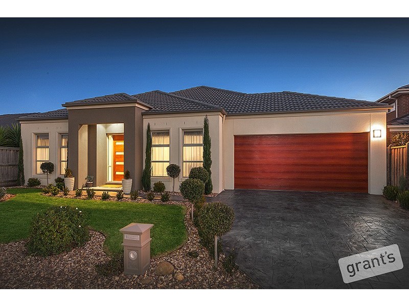 51 Jamieson Way, Berwick VIC 3806