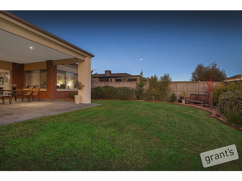 51 Jamieson Way, Berwick VIC 3806