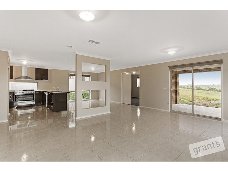 26 Illawarra Way, Pakenham VIC 3810