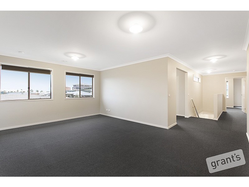 26 Illawarra Way, Pakenham VIC 3810