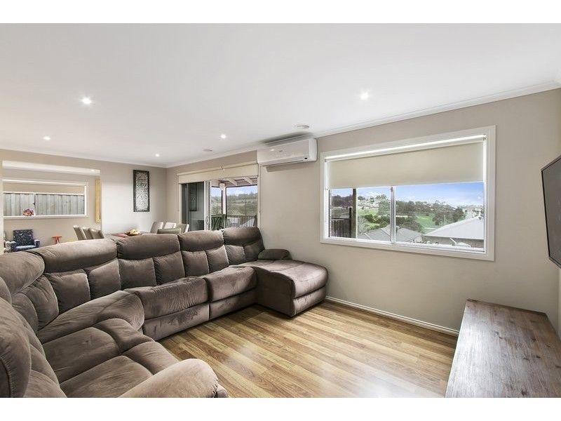 47 Silver Gum Drive, Pakenham VIC 3810