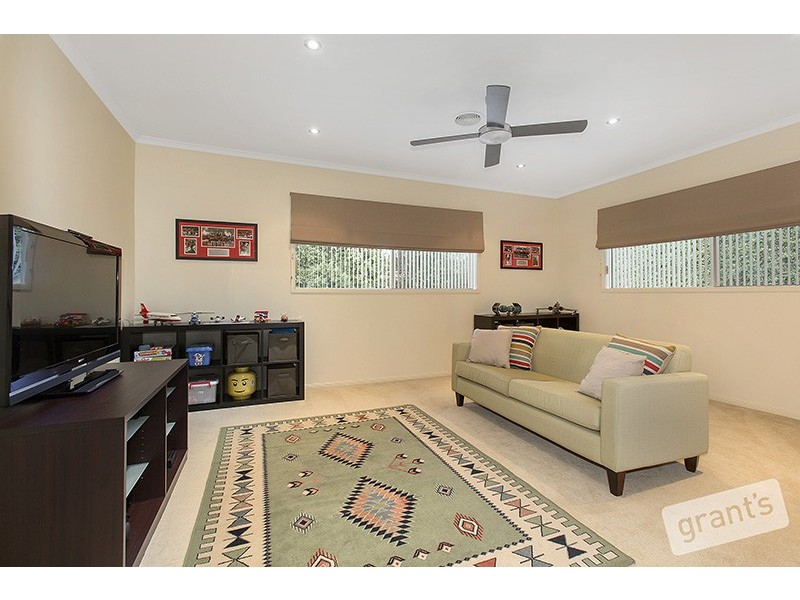 17 Sunhill Court, Beaconsfield VIC 3807