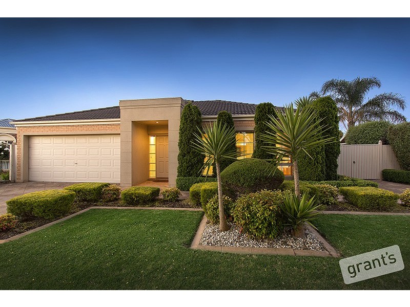 17 Sunhill Court, Beaconsfield VIC 3807