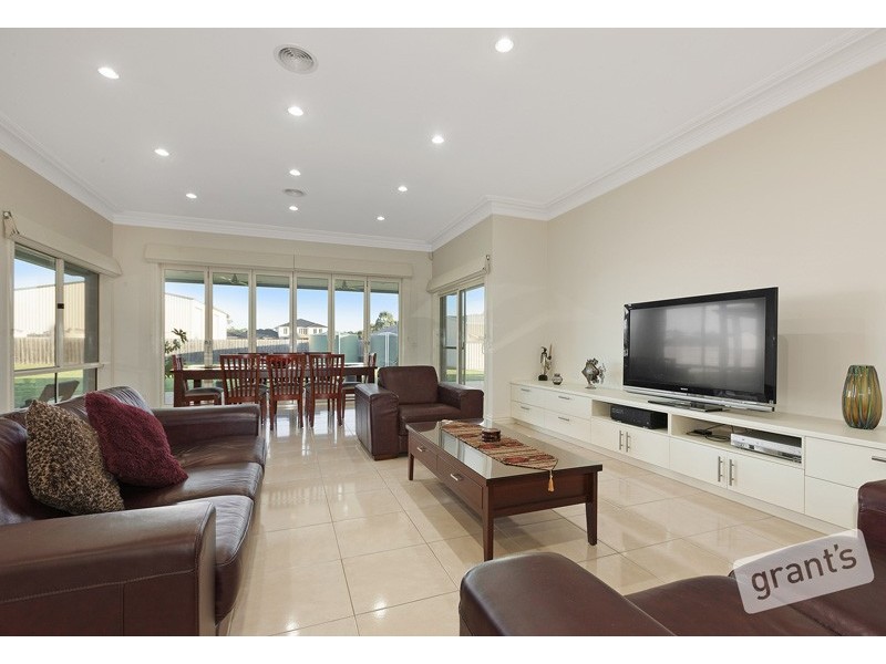 9-11 Leech Court, Narre Warren North VIC 3804