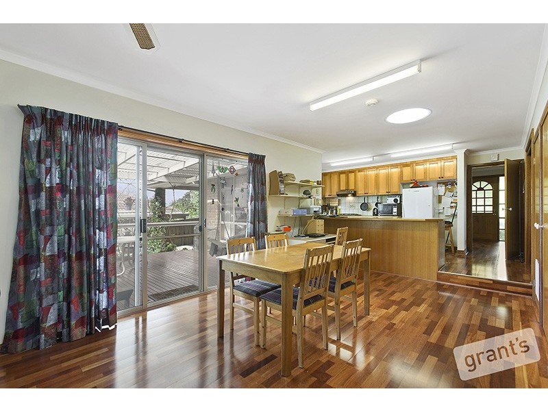 5 Thwaites Road, Pakenham VIC 3810