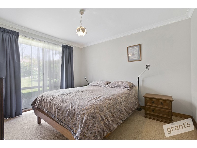 5 Thwaites Road, Pakenham VIC 3810