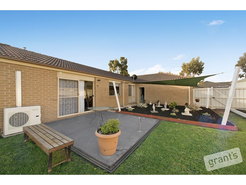 13 Wonboyn Close, Pakenham VIC 3810