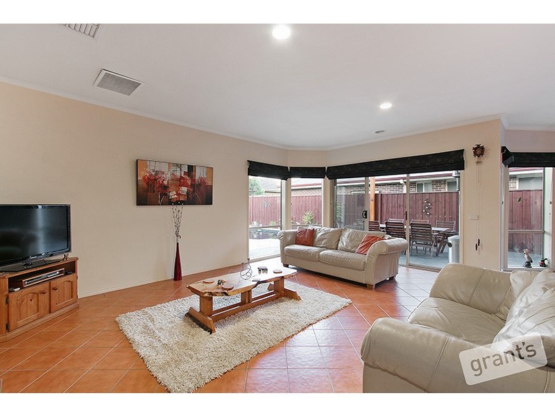 22 Jamieson Way, Berwick VIC 3806