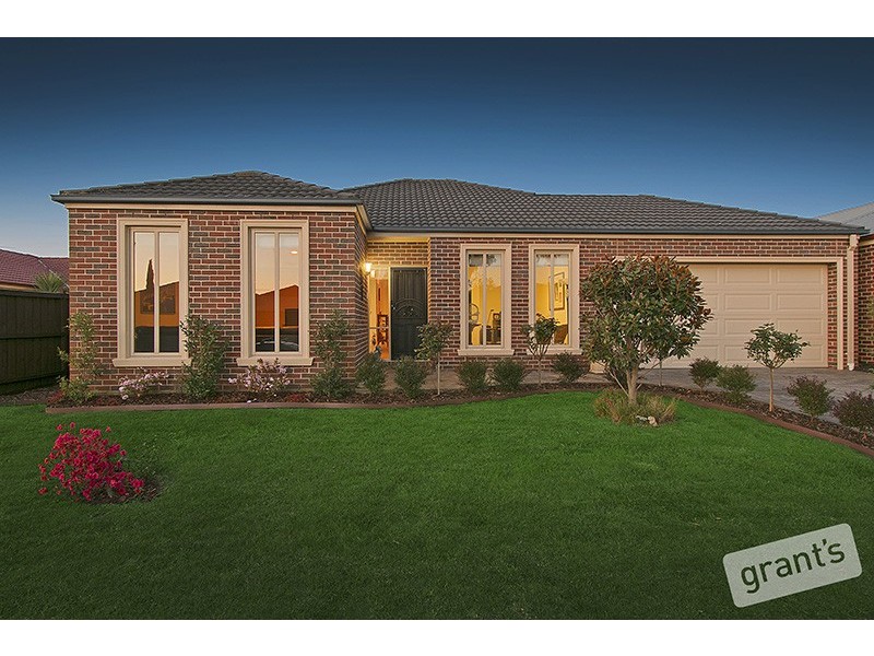 22 Jamieson Way, Berwick VIC 3806