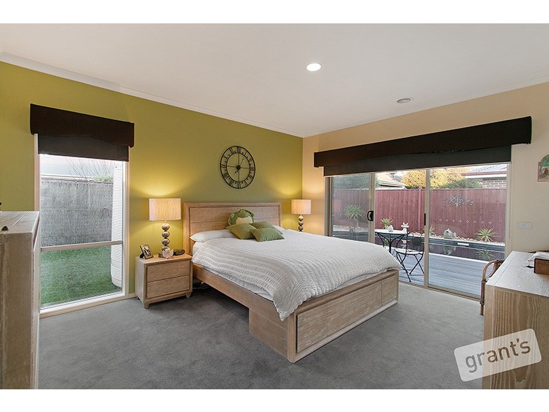 22 Jamieson Way, Berwick VIC 3806