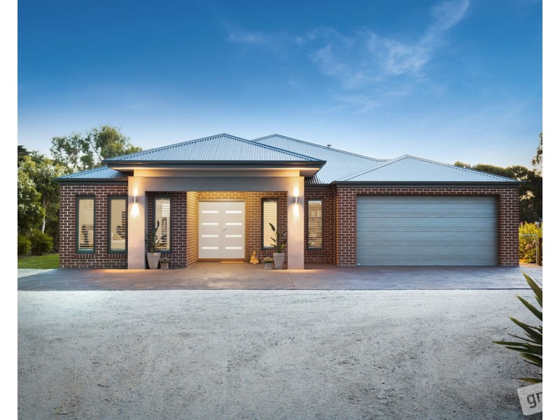 23 Home Road, Nar Nar Goon VIC 3812