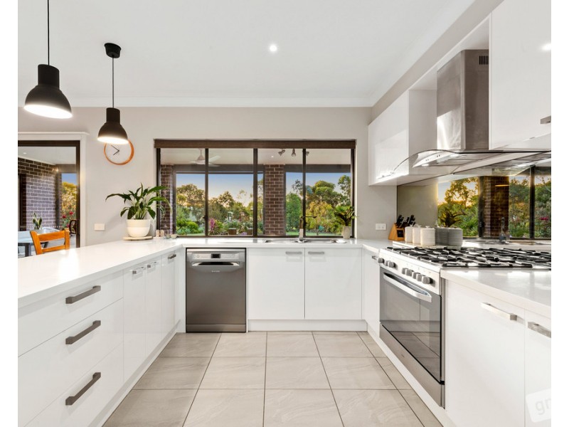 23 Home Road, Nar Nar Goon VIC 3812