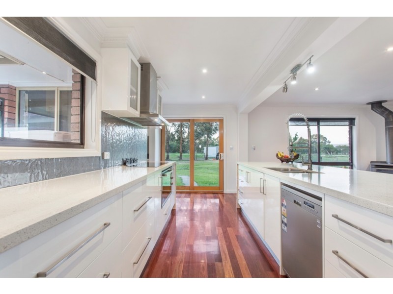 12 Latta Road, Nar Nar Goon VIC 3812