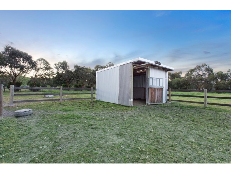 12 Latta Road, Nar Nar Goon VIC 3812